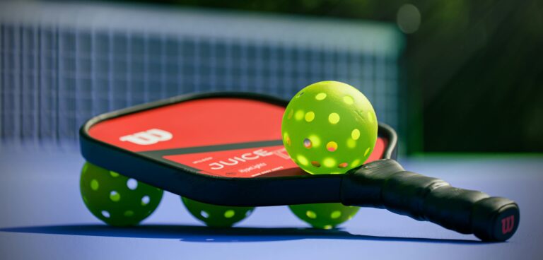 Kit pickleball, raquette balle filet chaussure